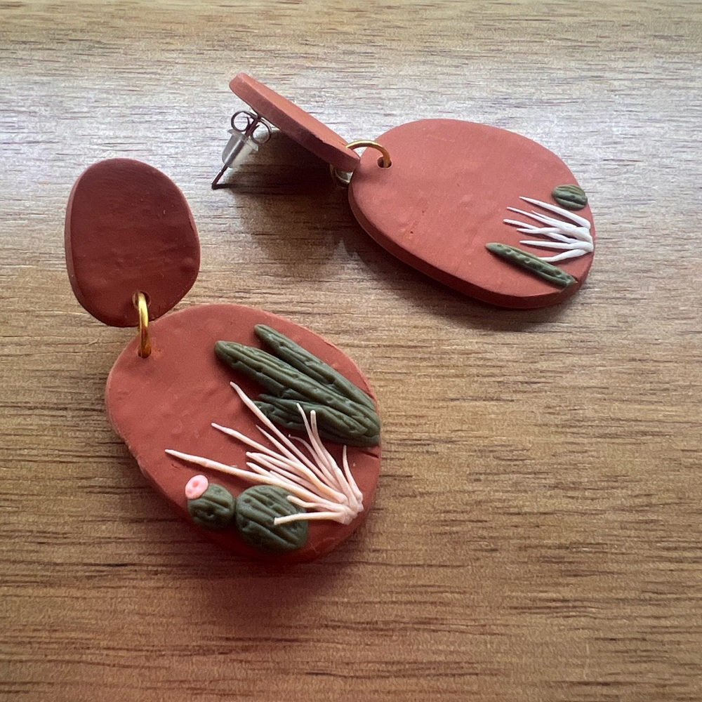dangle earrings
